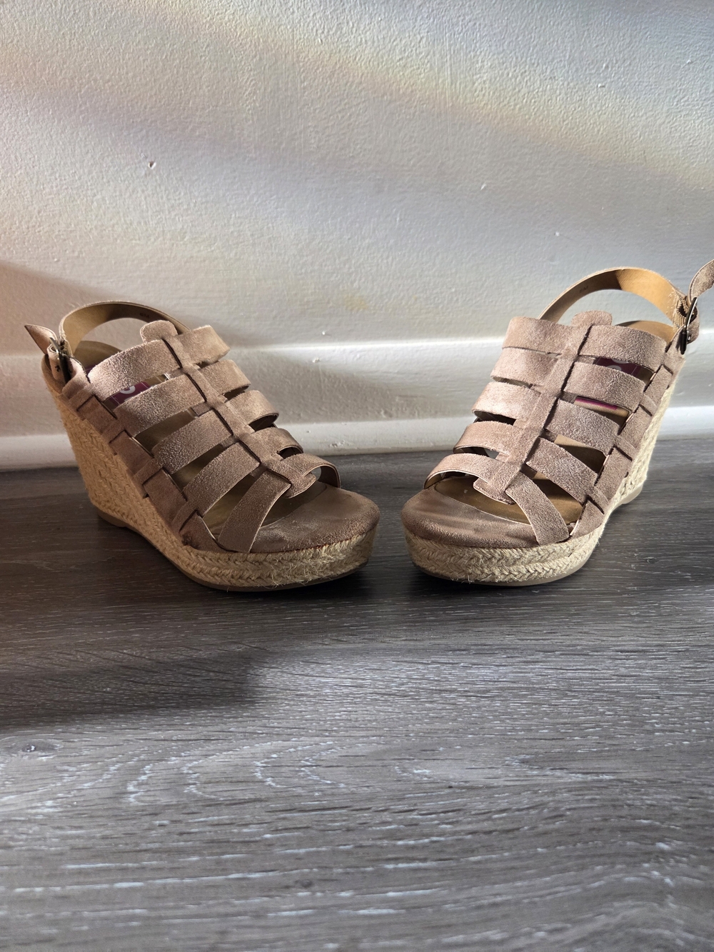 Women’s Taupe Suede Wedge Sandals - Brand Unknown